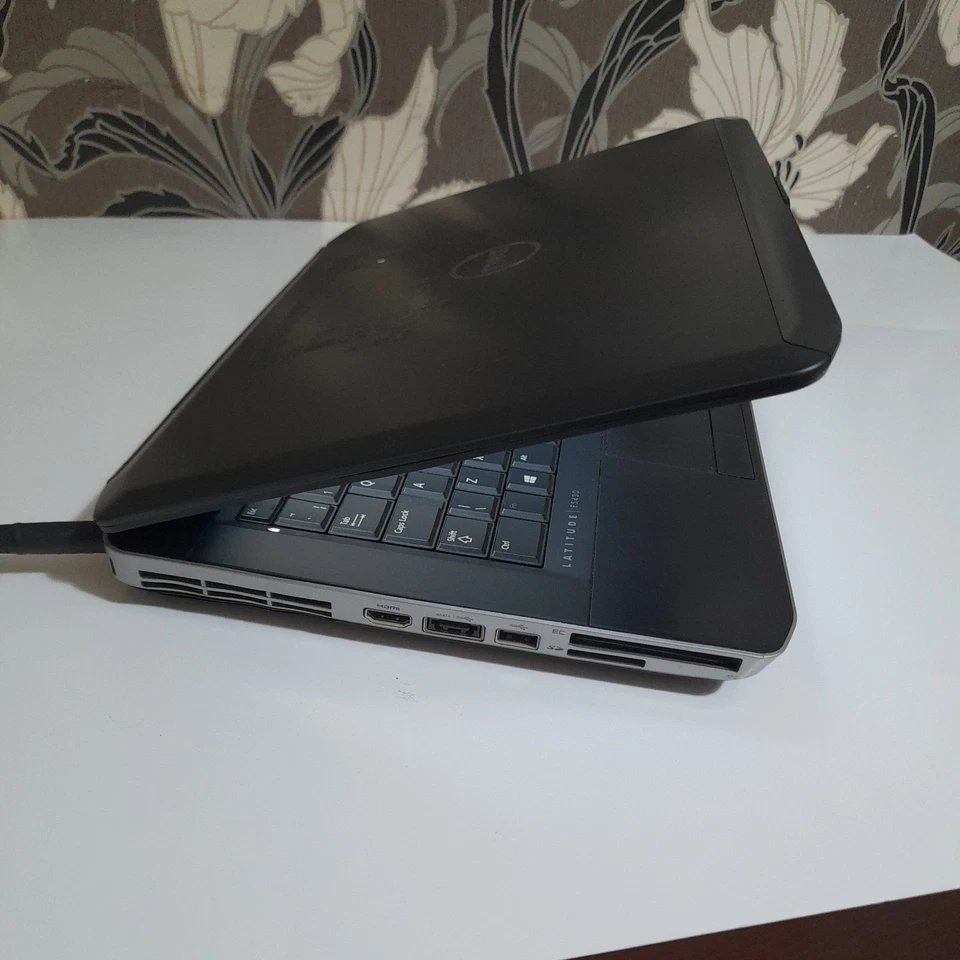 Dell Latitude E5430 · i7-3520M · 8GB · 120GB, photo 3 of 5
