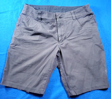 Kuhul Gray Shorts Men's Size 32
