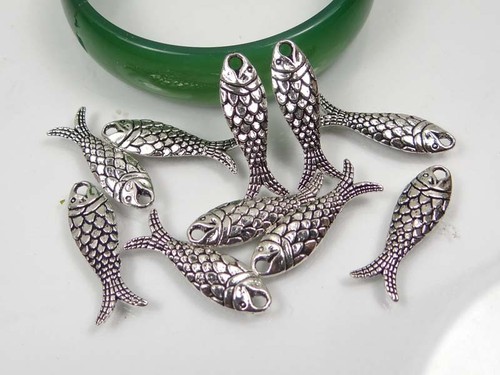 10 dijes antiguos de cuentas de peltre plateado para peces 24x7 mm - Imagen 4 de 4