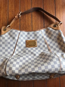 Louis-Vuitton-Galliera-GM-Damier-Azure