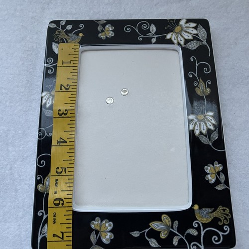 Vera Bradley Bird of Paradise Yellow White & Black Floral Picture Frame 4 x 6 - Picture 11 of 12