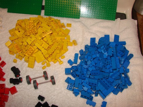 Lg Lot Tyco Lego Building Blocks In Original Bucket Small Pieces 3.5 lbs 800+ Pc - Picture 4 of 7