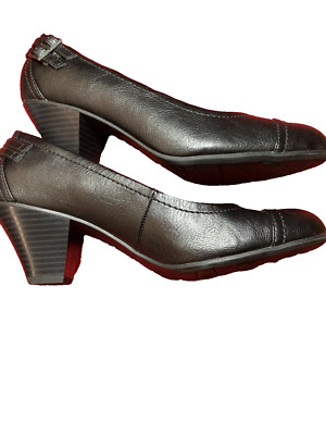 Flex Life Stride Soft System Active Arch 8.5 Black Women s Pumps