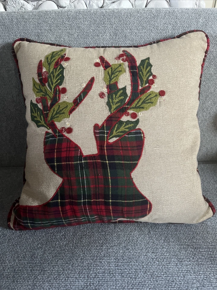 Pier One Imports Navidad Vacaciones 2 Cuadros Reno Batería Almohadas Iluminadas Foto 3 de 4