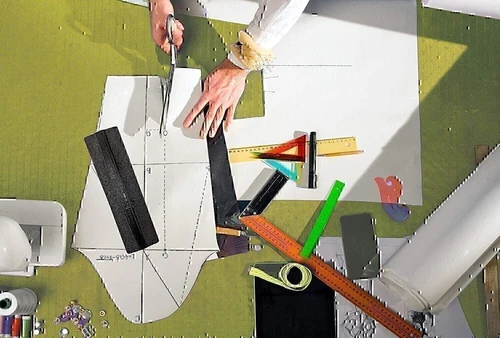 Fabric Pattern Cloth Weight Set of 2 Heavy Duty Iron cast Fabric Weights - Picture 5 of 9