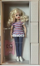 SINDY COLLECTORS CLUB DOLL 2020 WEEKENDER NEW BOXED