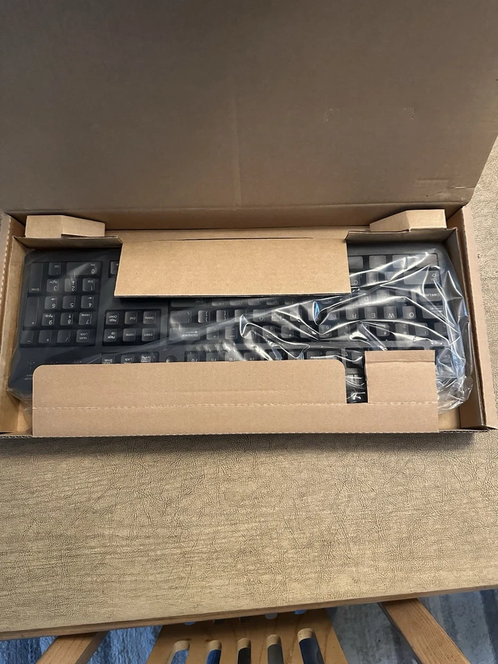 New Dell Wired Keyboard 09C487 Black - Image 2 of 3