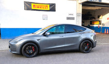 Tesla Model Y Juniper Performance 21 Zoll Kompletträder 255/35 / 275/35R21
