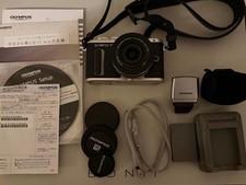 OLYMPUS Mirrorless E PL8 EZ Black