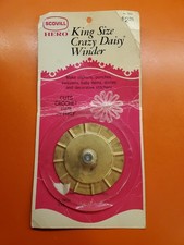 Vintage Scovill Hero Crazy Daisy Winder 3 No....