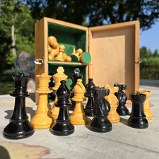 Vintage 80's French Chavet Wooden Chess Complete 32 pcs With Box Glossy Finish 