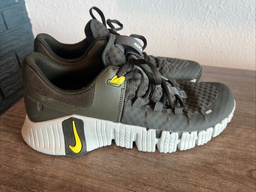 Nike Free Metcon 5 'Sequoia High Voltage' DV3949-300 Gym US size 10.5 - Picture 3 of 13