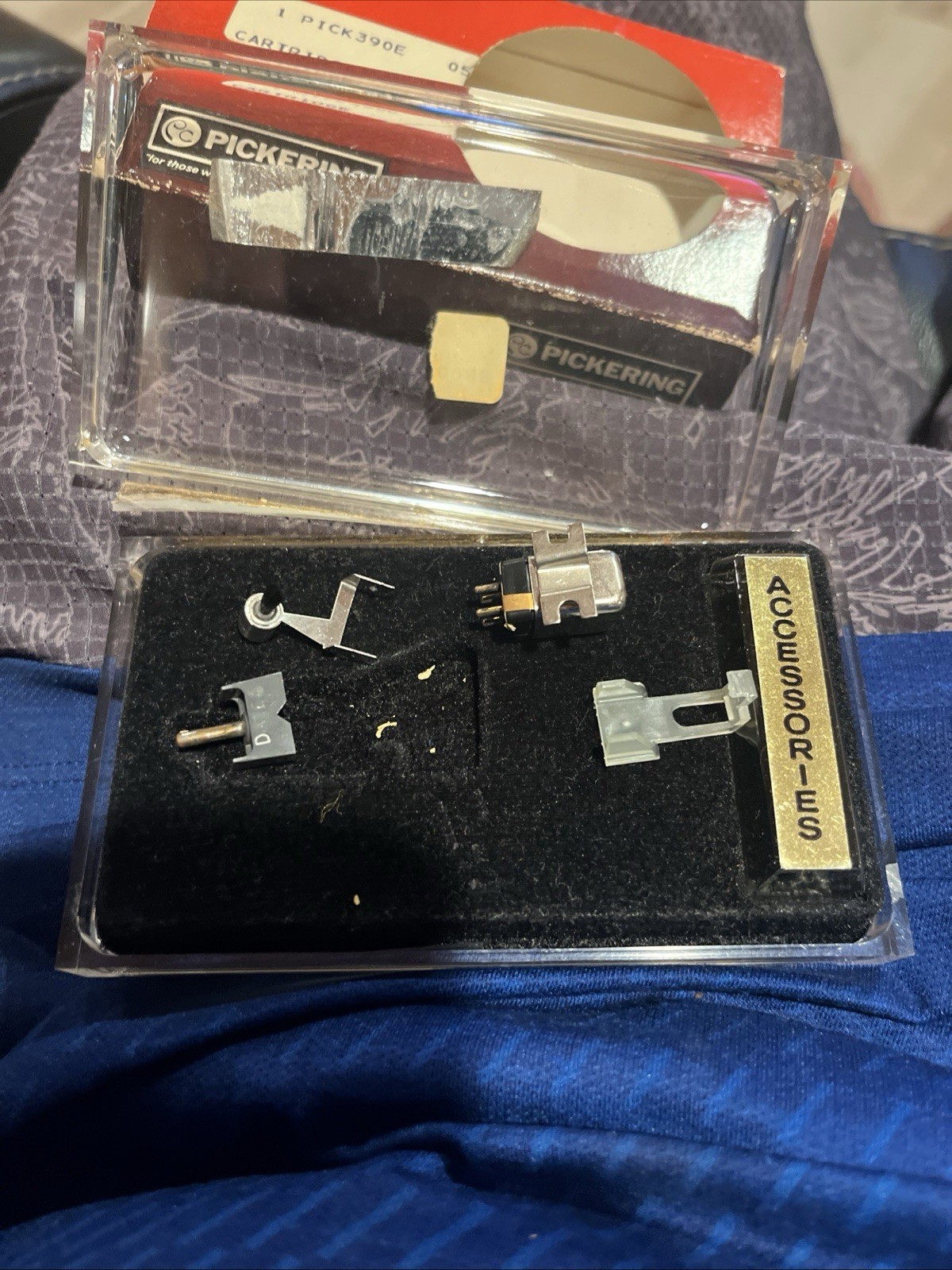 Picture 2 of 4