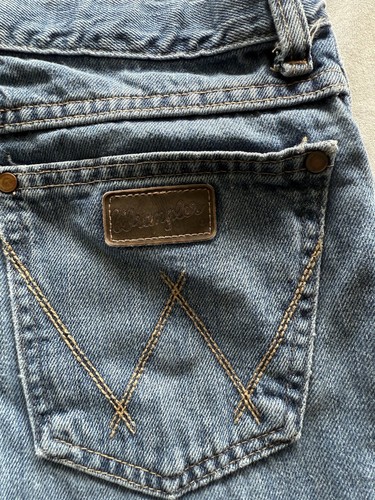 Boys Wrangler Retro Relaxed Boot Jeans 14 Youth (222) - Picture 3 of 5