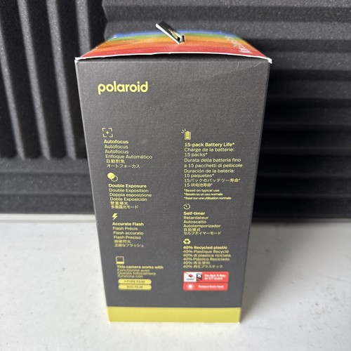 Polaroid NOW Gen 2 Instant Camera Golden Gift Box Bundle - Black/White - Picture 5 of 5