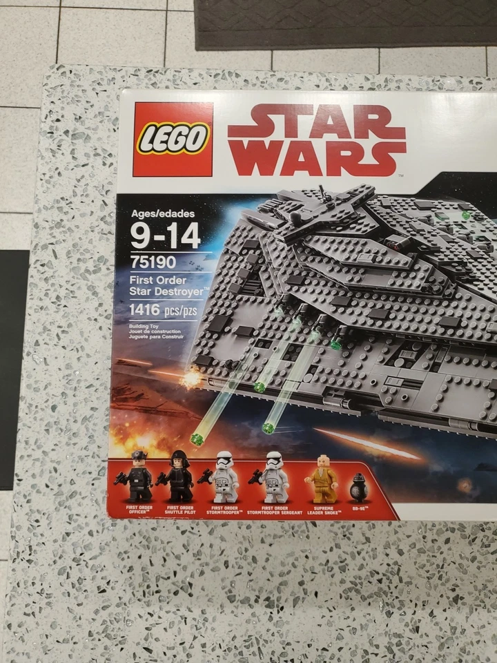LEGO Star Wars 75190 First Order Star Destroyer New Factory Sealed 9-14 1416pcs - Image 2 of 4