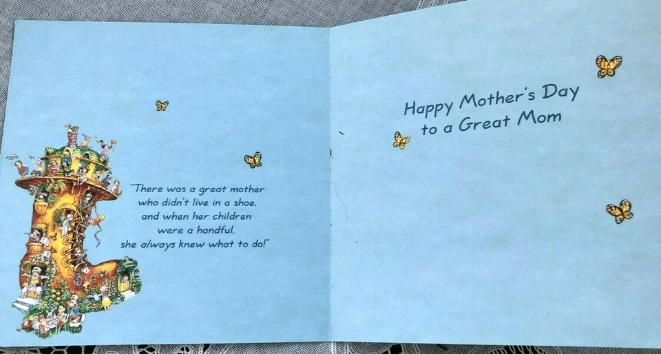 `VINTAGE 1995 LEANIN TREE GREETING CARD - MOTHER'S DAY - OLD WOMAN /SHOE - Image 2 of 2