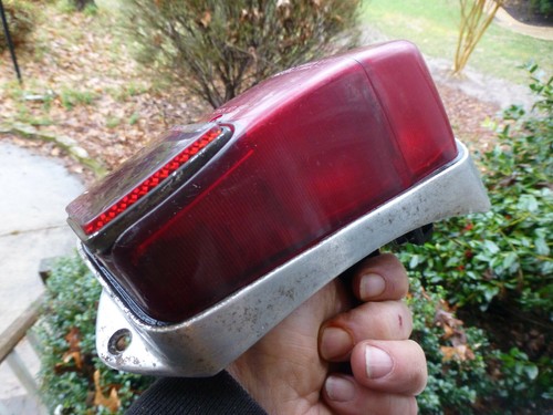 Fiat 600 Millionaire Altissimo 731.12.03 I.G.M. 0451 LPX Tail Light & Bezel - Picture 2 of 7