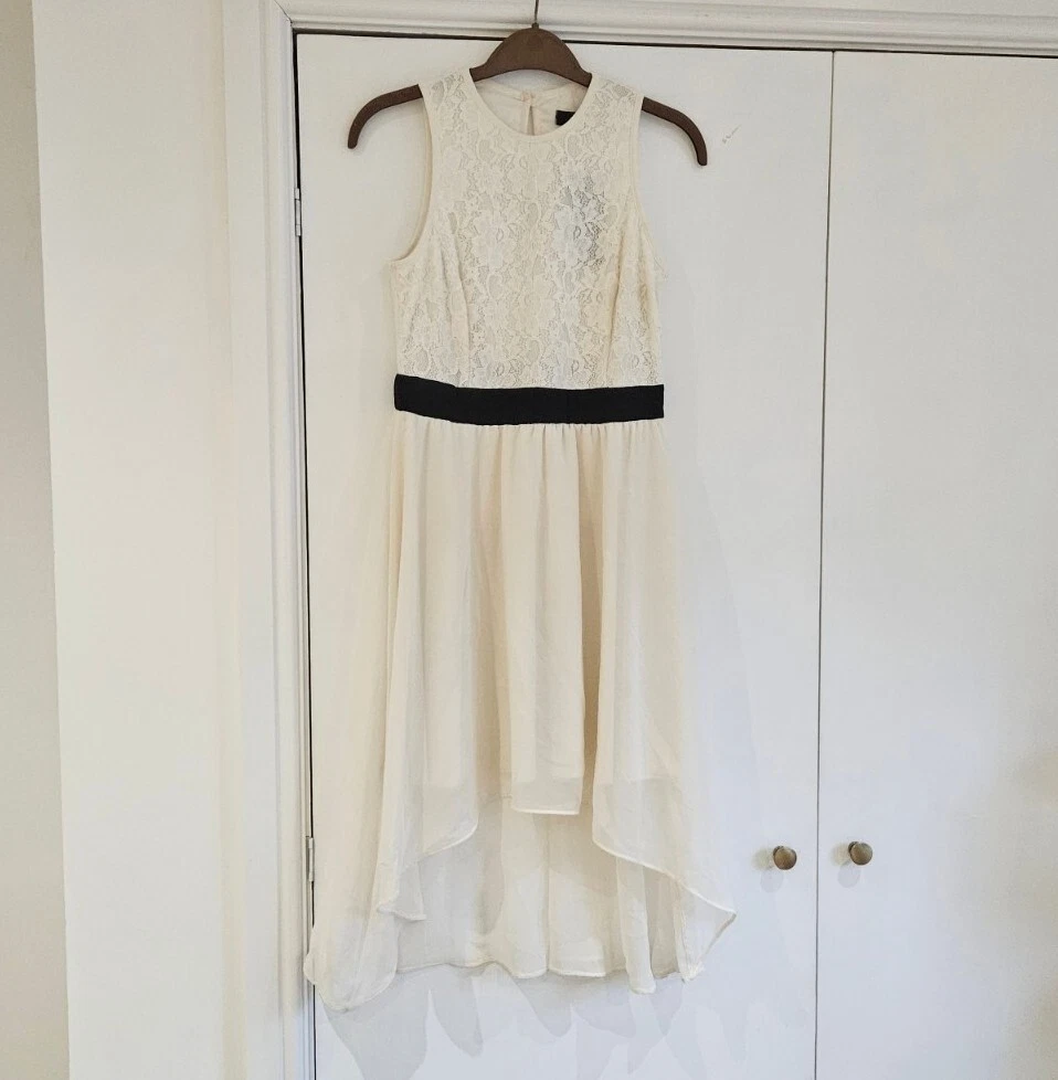 White floaty best sale dress