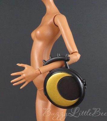Clawdeen Wolf Monster Ball Gold Crescent Moon Purse Handbag Monster High Doll G3