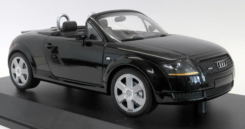 Minichamps 1/18 Scale - 155 017030 Audi TT Roadster Mk1 1999 Black - Image 3 of 4