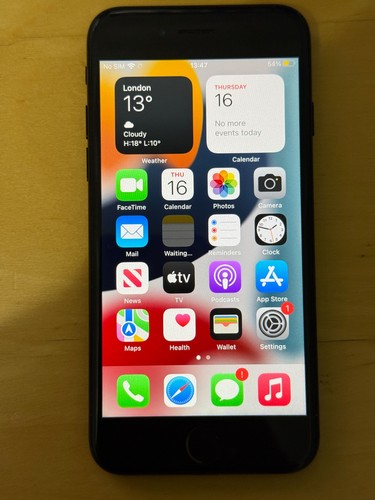 Apple iPhone 7 - 32GB - Schwarz (Entsperrt) A1778 (GSM)