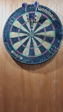 Vintage WINMAU British official dart board with 3 darts used & new scoreboard.
