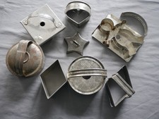 VINTAGE LOT OF 8 COOKIE CUTTERS METAL