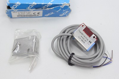Sick WT170-P132 photoelectric sensor optical 6010197 original packaging