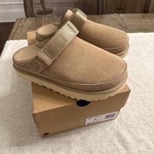 UGG Goldenstar Clog - Women's Shoes - Sand - Size 6