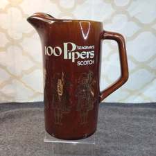 Seagram's 100 Pipers Scotch Whisky Bar Pitcher Pub Jug Advertising Vintage 7”H