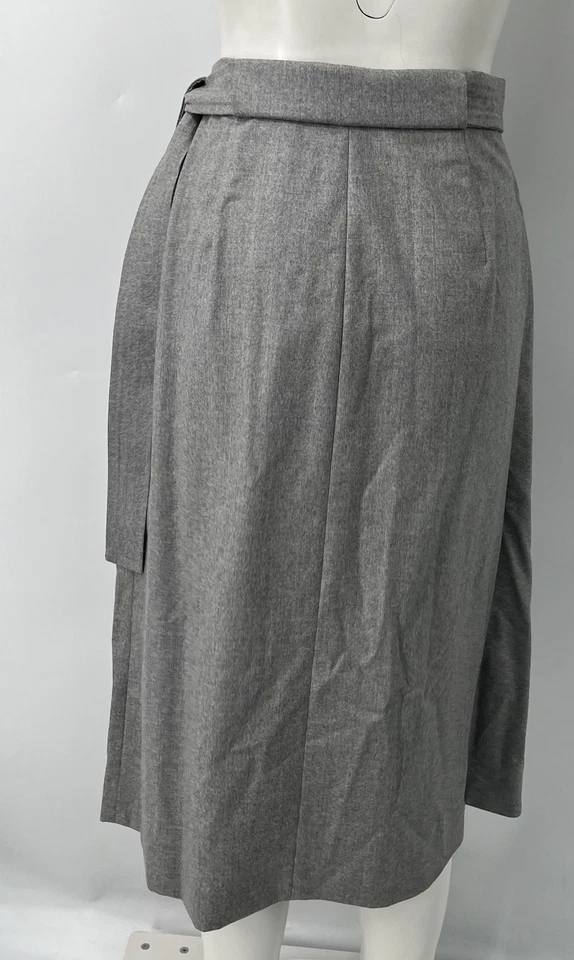 Falda gris tallada 'Jupe' envolvente asimétrica plisada lateral hasta la rodilla talla 40 Foto 4 de 4
