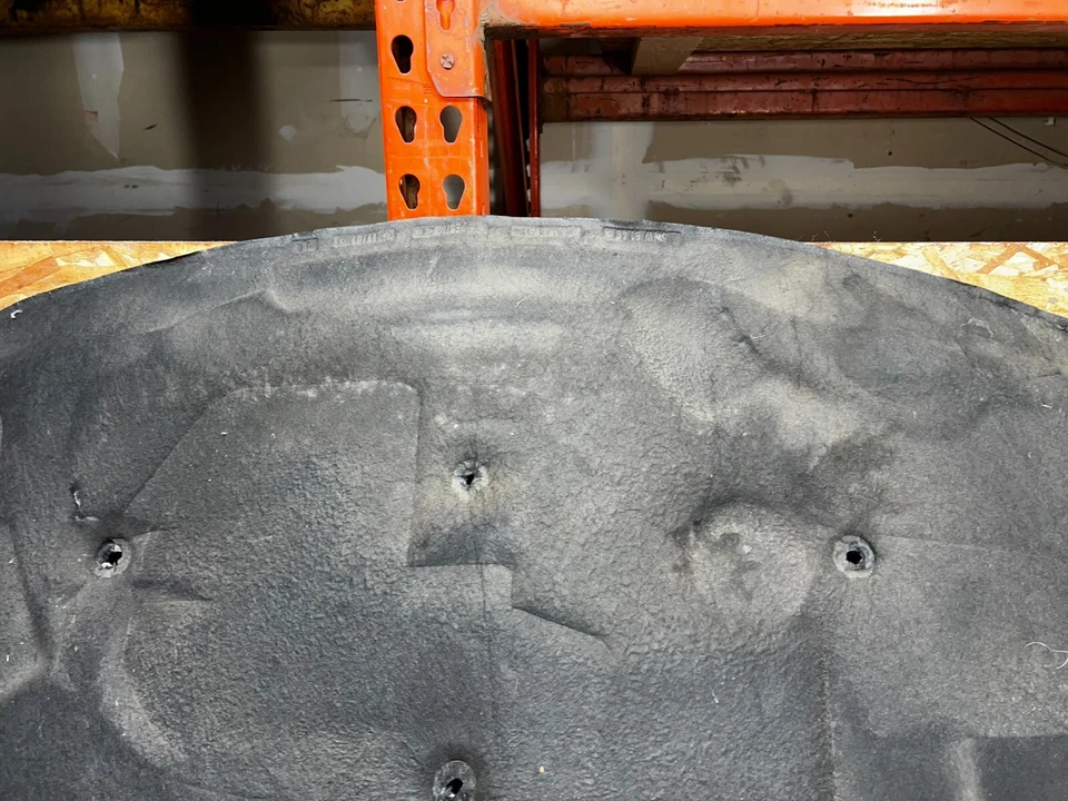 BMW 1999-2006 E46 capó de motor con aislamiento acústico OEM/B3 Foto 4 de 4