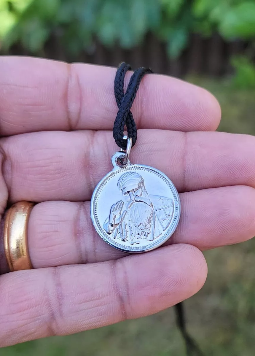 Long black thread 2024 chain with pendant