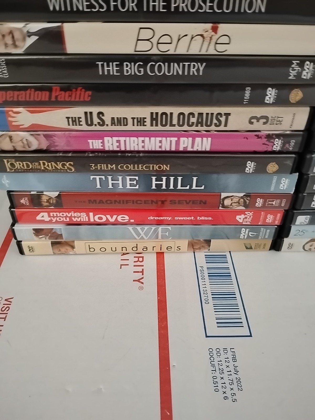 Lot of 120 vintage Estate Sale DVD Classic dvds! NO KIDS MOVIES Trl6#18