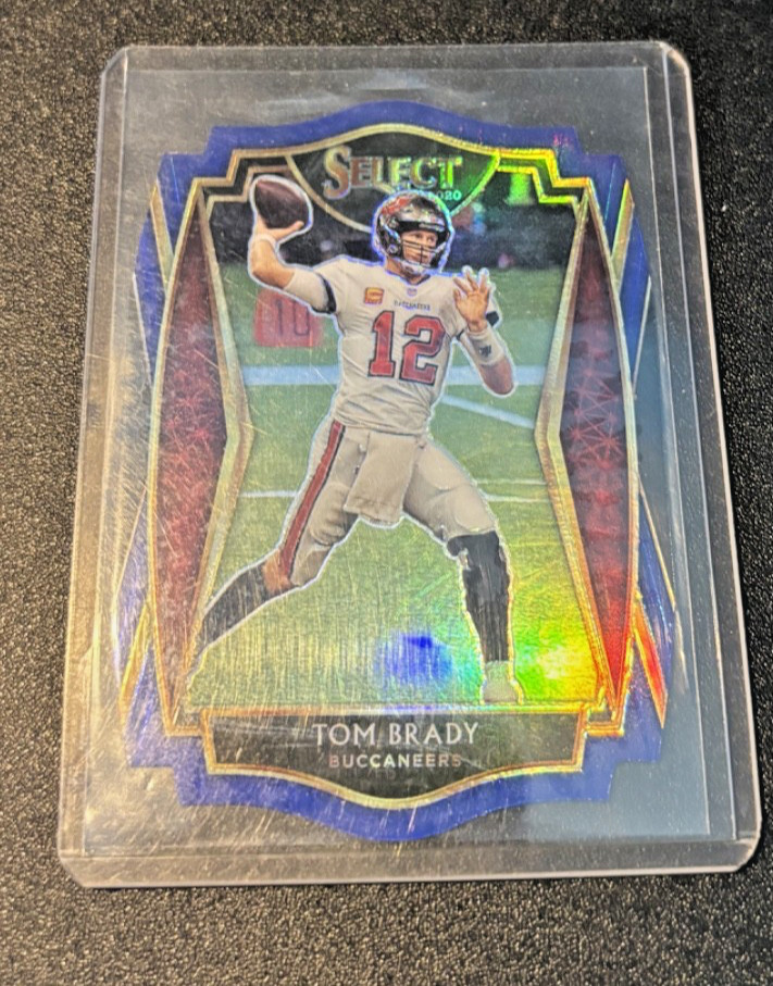 2020 Panini Select - Premier Level Tom Brady #101 Blue Prizm Die-Cut