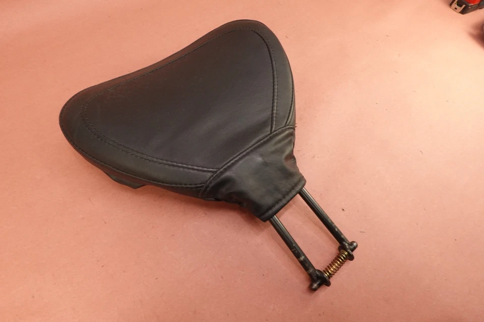 2000-2006 Harley Davidson FLTRI Road Glide ADJUSTABLE DRIVER RIDER BACKREST - Image 3 of 4