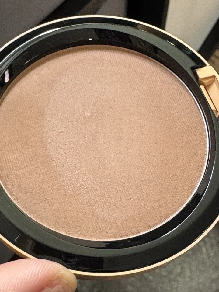 MAC Bronzing Powder MATTE BRONZE Full Size 10 g/.35 oz, AUTHENTIC NEW SOLD OUT - Image 2 of 4