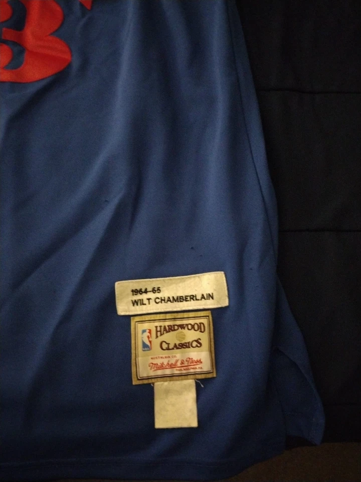 Wilt Chamberlain 1964 - 1965 硬木经典 Nba Mitchell And Ness 76ers 球衣 — 第 2/3 张图片