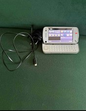 Nokia N97 with charger????