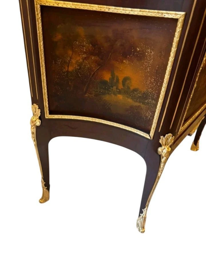 A Fine 19th Century French Vernis Martin Bronze Mounted Vitrine.francois L Style - Image 3 of 4