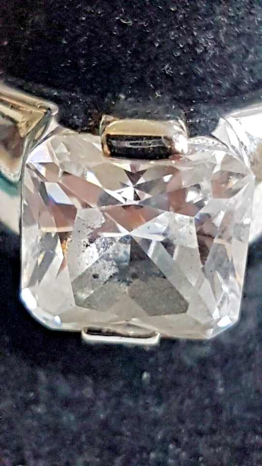 Vintage Costume Fashion Silver Tone Ring Comfort Band 4mm Size 9 Lrg Clear Stone Foto 4 de 4