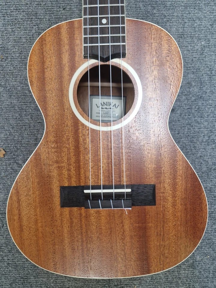 Lanikai LU21-T tenor acoustic Uke & padded gigbag. Fast free shipping. - Image 2 of 4