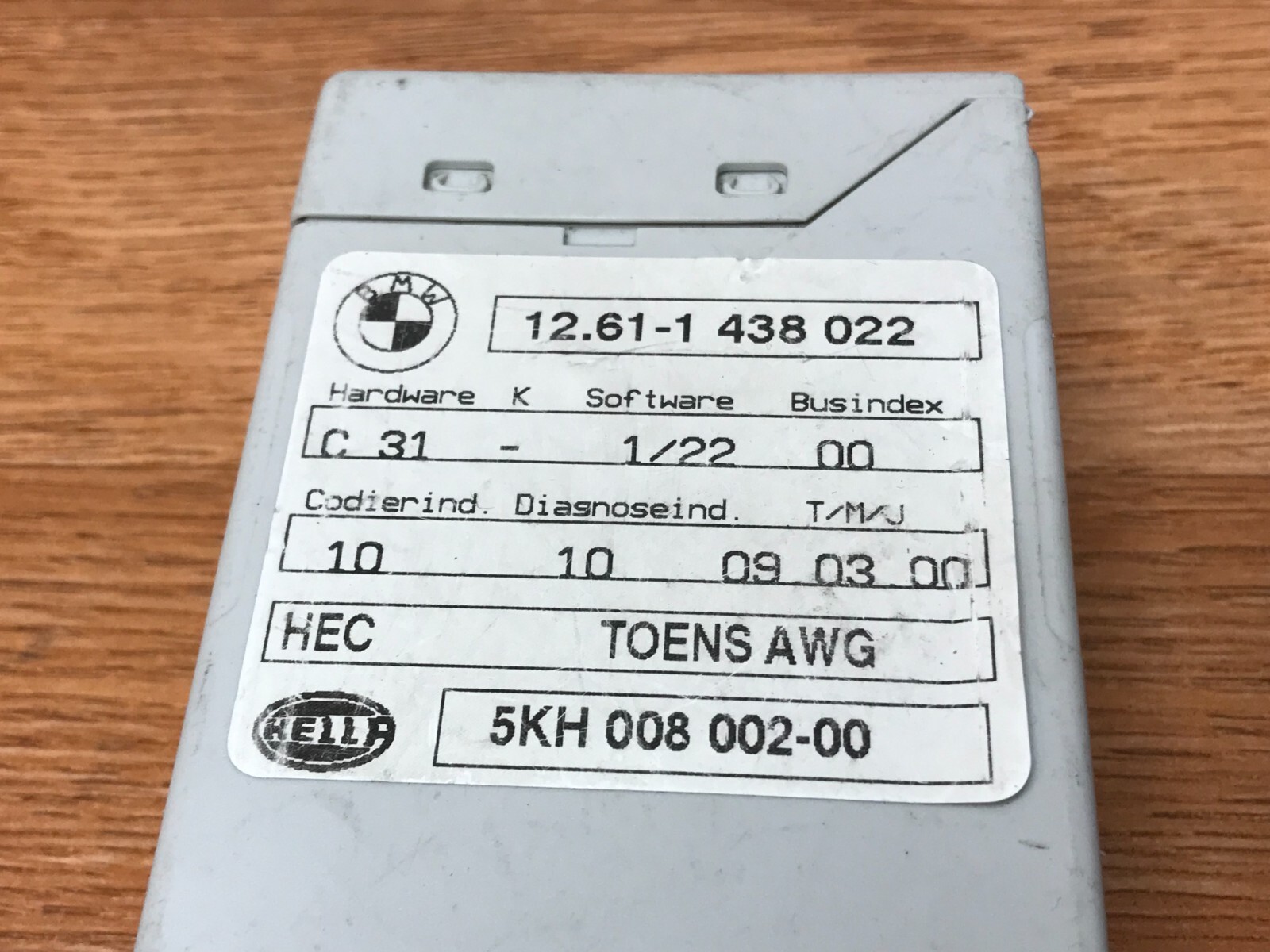 BMW E36 Z3 ENGINE OIL LEVEL AND TEMPERATURE CONTROL MODULE OEM (1996