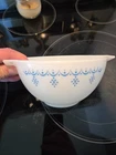 Vintage Pyrex Snowflake Garland Blue 441 Mixing Bowl  1 1/2 Pint