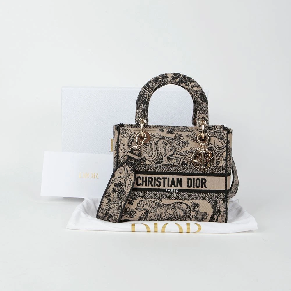 Sac bandoulière fourre tout moyen Dior Delight M0565OTDT 132473148