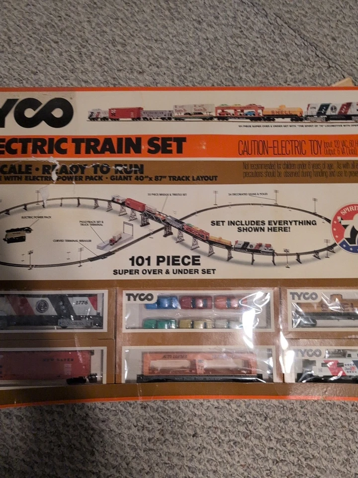 JUEGO DE TREN HO VINTAGE TYCO SPIRIT OF 76 OVER & UNDER 101 PIEZAS #7330 Foto 2 de 4