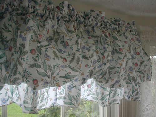 pfaltzgraff April Ruffled Balloon Valance 1.25 rod Cotton Blend, Floral, Kitchen