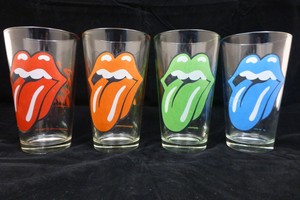 4-Rolling-Stones-2009-Pint-Drinking-Glasses-Red-Orange-Green-Blue-Tongue-Logo