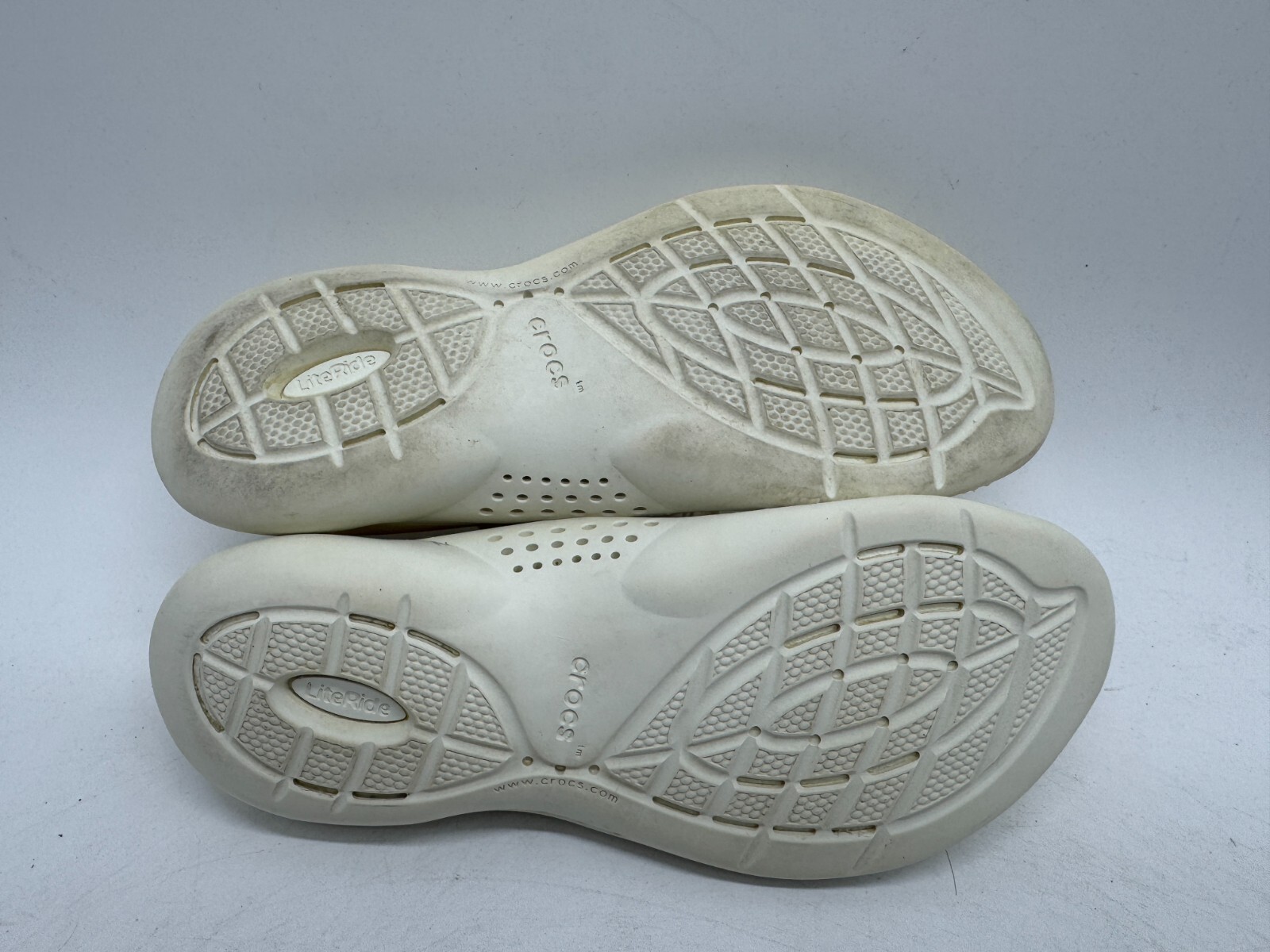 CROCS WOMEN'S LITERIDE 360 PACER COMFORT SNEAKERS YELLOW WHITE SIZE 6 ...
